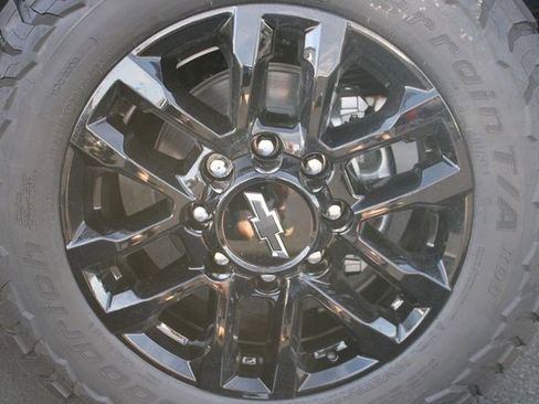 New 2026 Chevrolet Silverado 2500 LTZ w/ Trail Boss Package AWD/4WD image 9