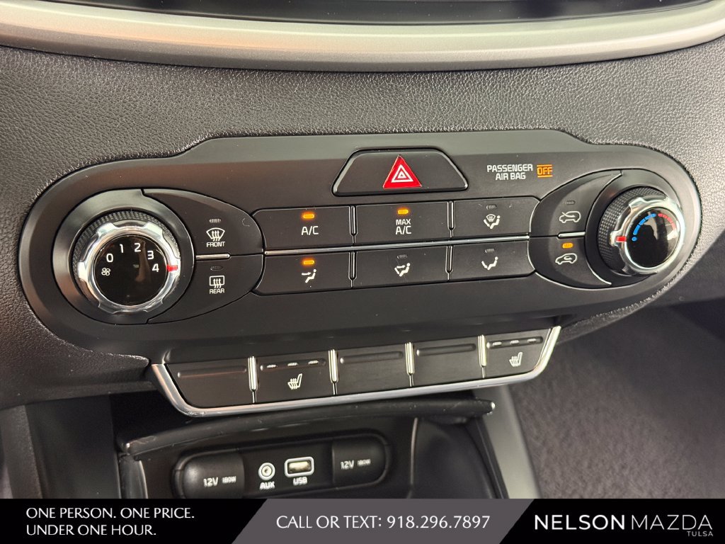Used 2016 Kia Sorento FWD w/ LX Convenience Package image 32