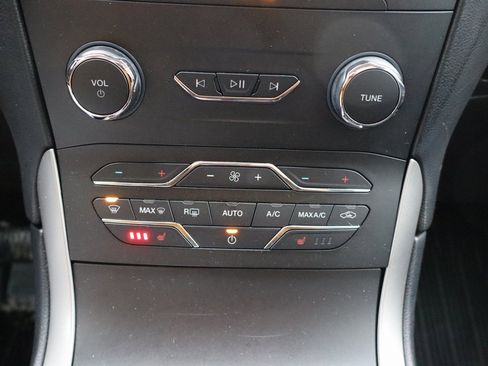 Used 2019 Ford Edge SEL w/ Equipment Group 201A image 11