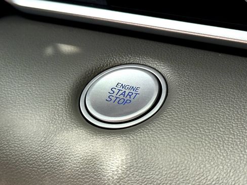 Used 2026 Hyundai Elantra Sport FWD image 19