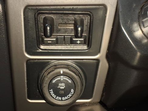 Used 2022 Ford F350 Platinum w/ Tremor Off-Road Package image 19