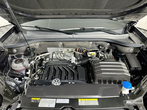 Used 2023 Volkswagen Atlas SE w/ Black Wheel Package FWD image 36