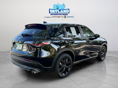 Certified 2025 Honda HR-V Sport image 6