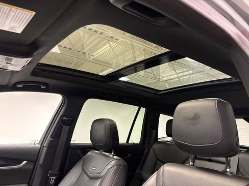 Used 2022 Cadillac XT6 Premium Luxury AWD/4WD image 47