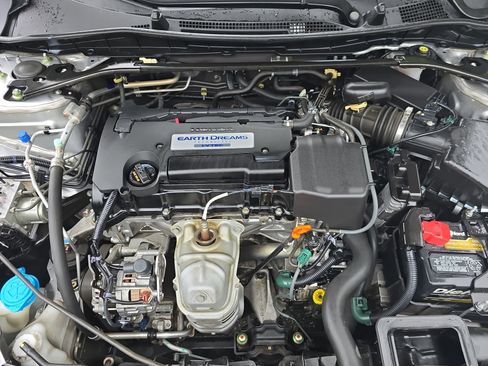 Used 2015 Honda Accord EX-L image 32