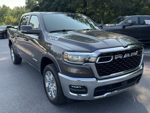 Used 2026 RAM 1500 Big Horn AWD/4WD image 3
