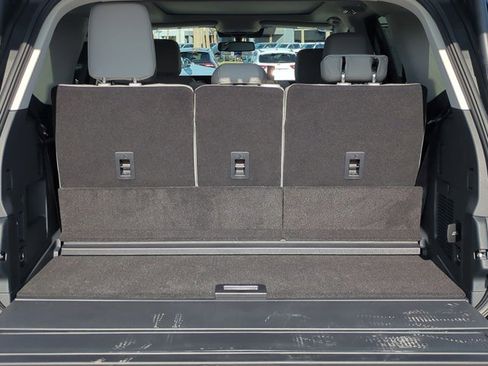 New 2026 Ford Expedition Active image 13