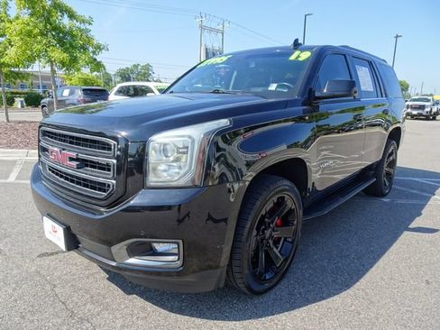 Used 2019 GMC Yukon SLT w/ Graphite Performance Edition RWD image 8