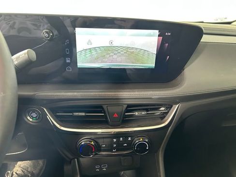 Used 2024 Buick Encore GX Preferred image 23