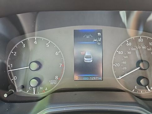 Used 2024 Toyota Corolla SE image 5