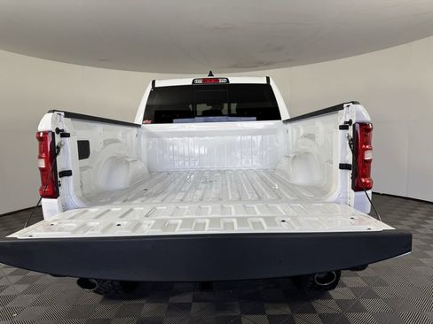 New 2026 RAM 1500 Big Horn AWD/4WD image 25