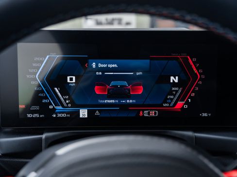 Used 2024 BMW M4 Coupe w/ Executive Package image 24