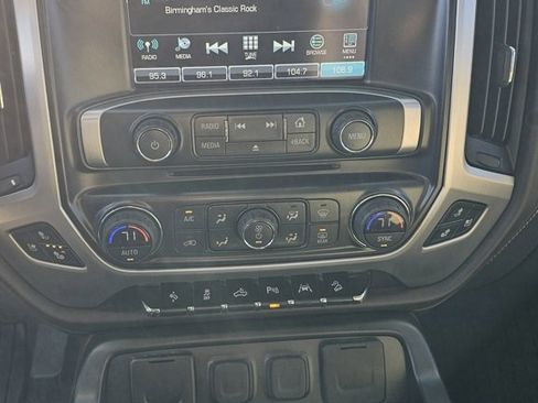 Used 2018 GMC Sierra 1500 SLT image 12