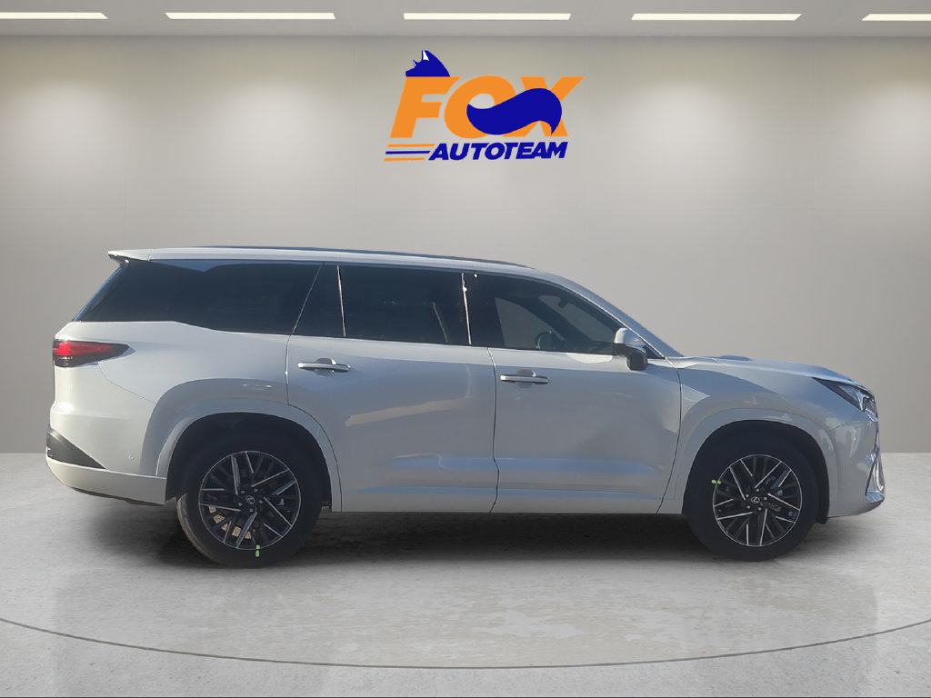Used 2026 Lexus TX 350 AWD w/ Technology Package image 6
