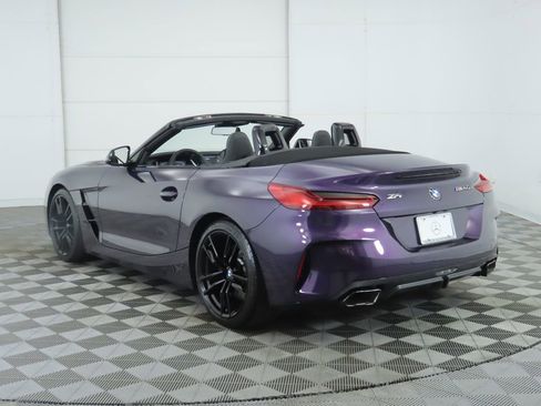 Used 2025 BMW Z4 M40i w/ Premium Package image 7