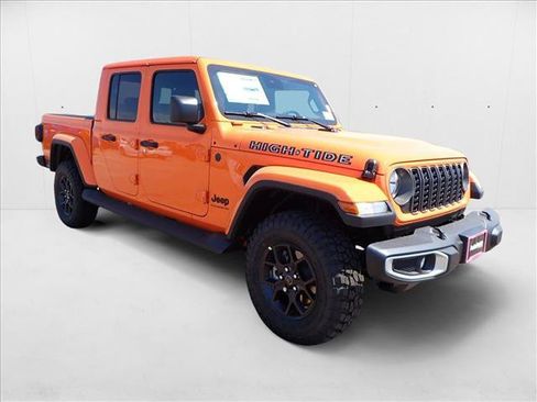 New 2025 Jeep Gladiator Sport image 6