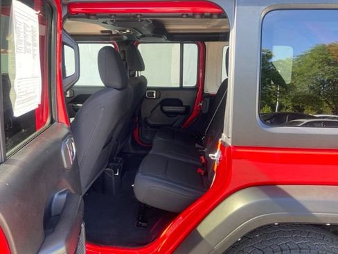Used 2021 Jeep Wrangler Unlimited Sport AWD/4WD image 11