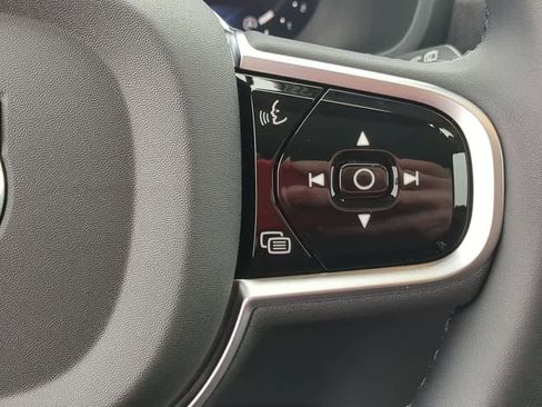 Certified 2026 Volvo XC90 B6 Plus w/ Protection Package Premier image 23