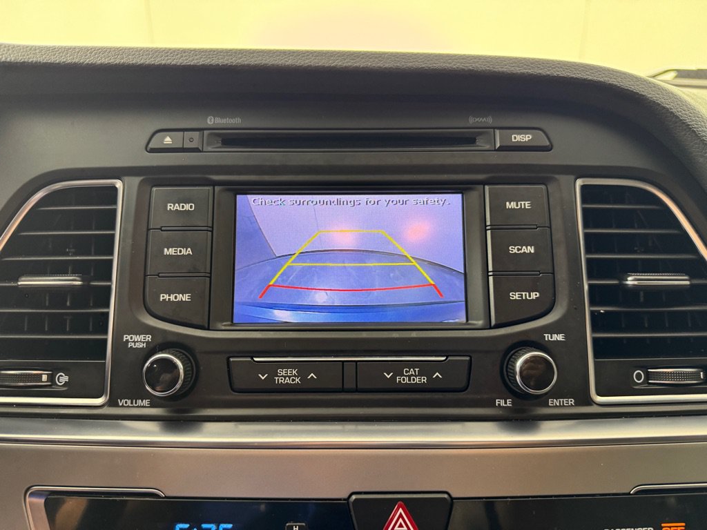 Used 2015 Hyundai Sonata Sport w/ Option Group 03 FWD image 17