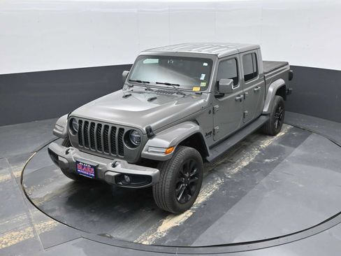 Used 2022 Jeep Gladiator Overland AWD/4WD image 22