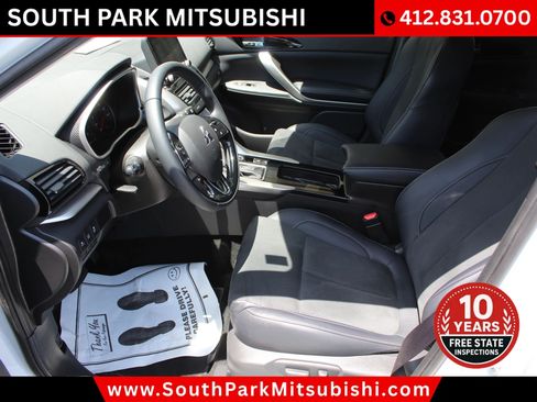 Used 2025 Mitsubishi Eclipse Cross SE AWD/4WD image 12