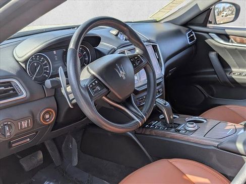 Used 2023 Maserati Ghibli Modena Q4 image 10