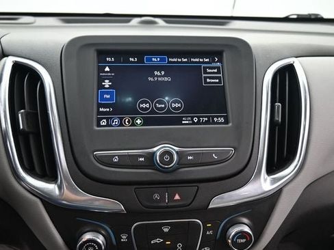 Used 2022 Chevrolet Equinox LS w/ LS Convenience Package FWD image 27