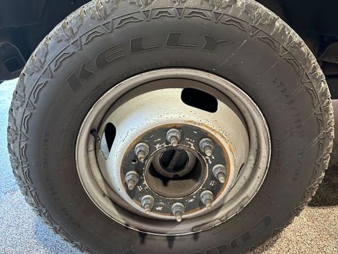 Used 2017 Ford F350 XLT image 13