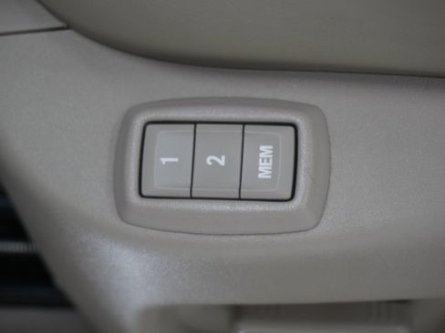 Used 2015 Cadillac SRX Luxury w/ Driver Awareness Package image 14