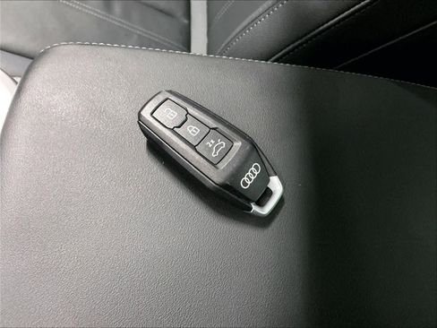 Certified 2025 Audi Q5 Premium Plus w/ Premium Plus image 13