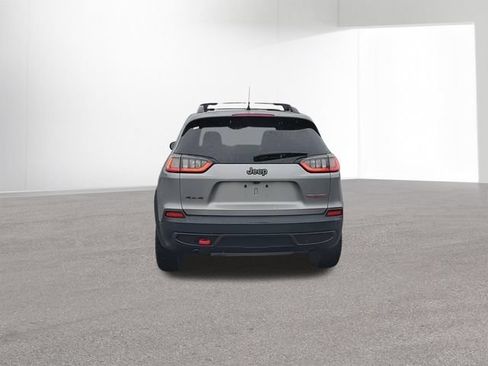 Used 2019 Jeep Cherokee Trailhawk w/ Comfort/Convenience Group AWD/4WD image 8