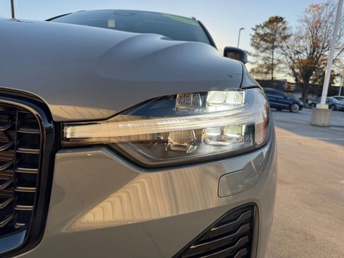 Certified 2024 Volvo XC60 B5 Plus w/ Climate Package image 26