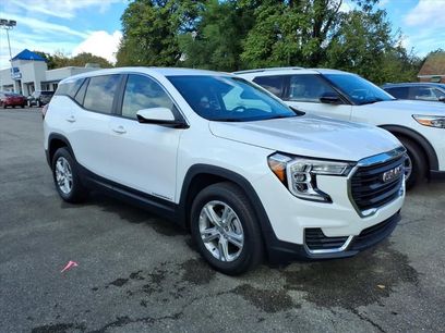 Used 2024 GMC Terrain SLE