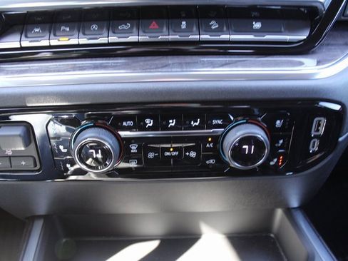 Used 2025 Chevrolet Silverado 1500 LTZ w/ LTZ Premium Texas Edition image 38