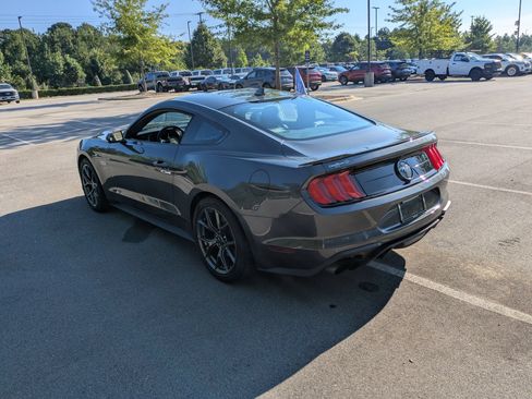 Certified 2020 Ford Mustang Coupe RWD image 6