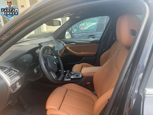 Used 2023 BMW X3 xDrive30i w/ Premium Package AWD/4WD image 2