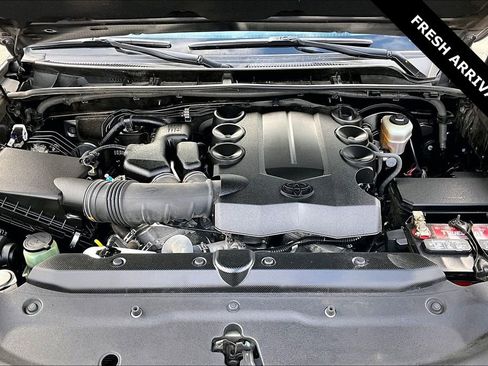 Used 2019 Toyota 4Runner Limited image 29