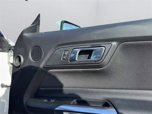 Used 2020 Ford Mustang GT w/ Equipment Group 301A image 17
