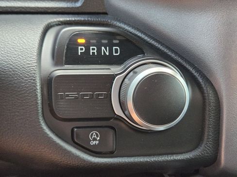 Used 2023 RAM 1500 Big Horn image 25