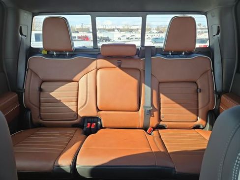 Used 2024 GMC Sierra 2500 Denali Ultimate image 30