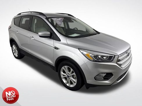 Used 2018 Ford Escape SEL w/ Ford Safe & Smart Package FWD image 1