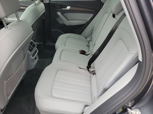 Used 2023 Audi Q5 2.0T Premium Plus image 13