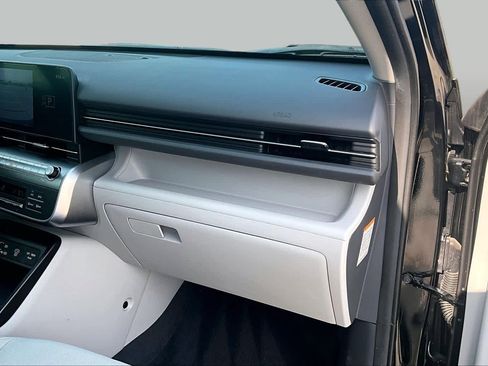 Certified 2024 Hyundai Kona SEL FWD image 17