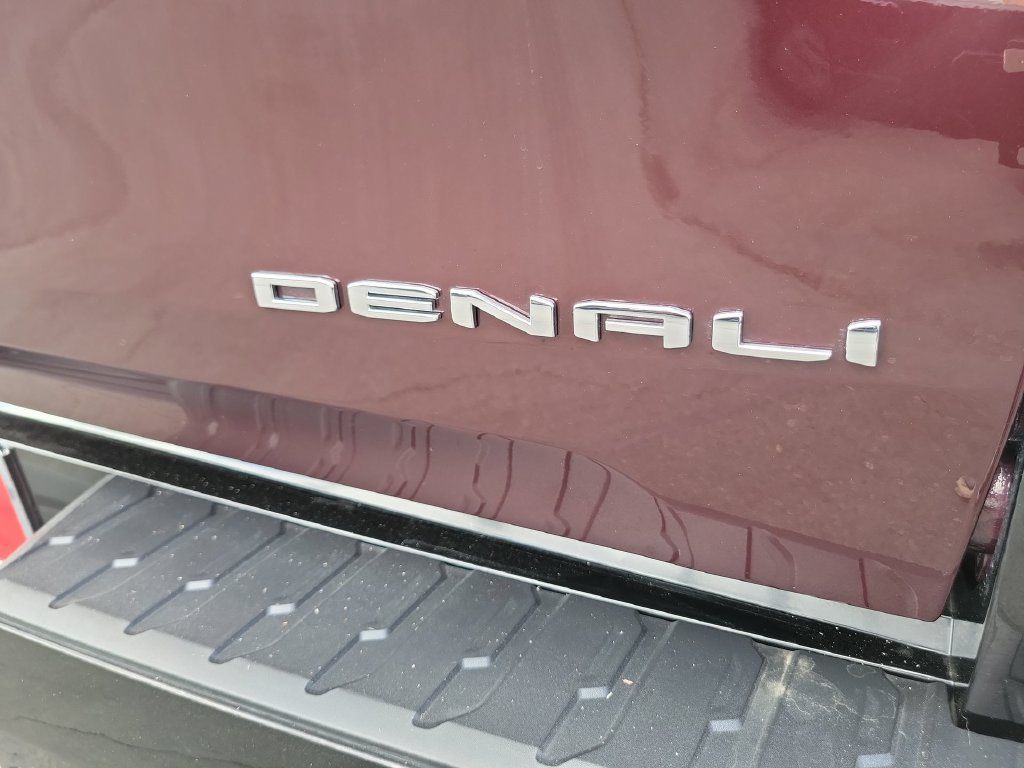 Used 2025 GMC Sierra EV Denali AWD/4WD image 32