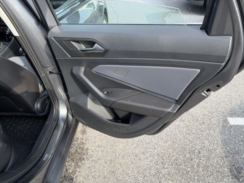 New 2025 Volkswagen Jetta SE image 18