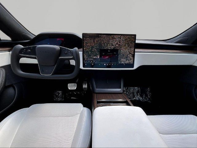 Used 2023 Tesla Model S AWD/4WD image 9