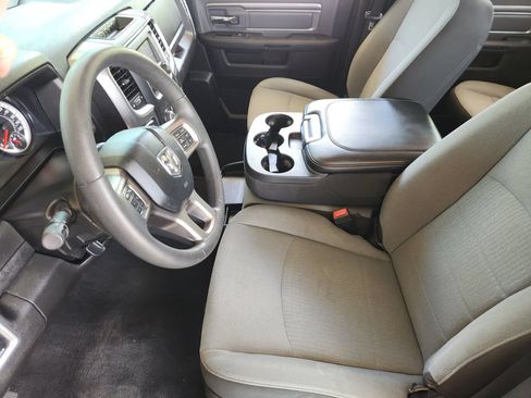Used 2021 RAM 1500 Classic SLT RWD image 10