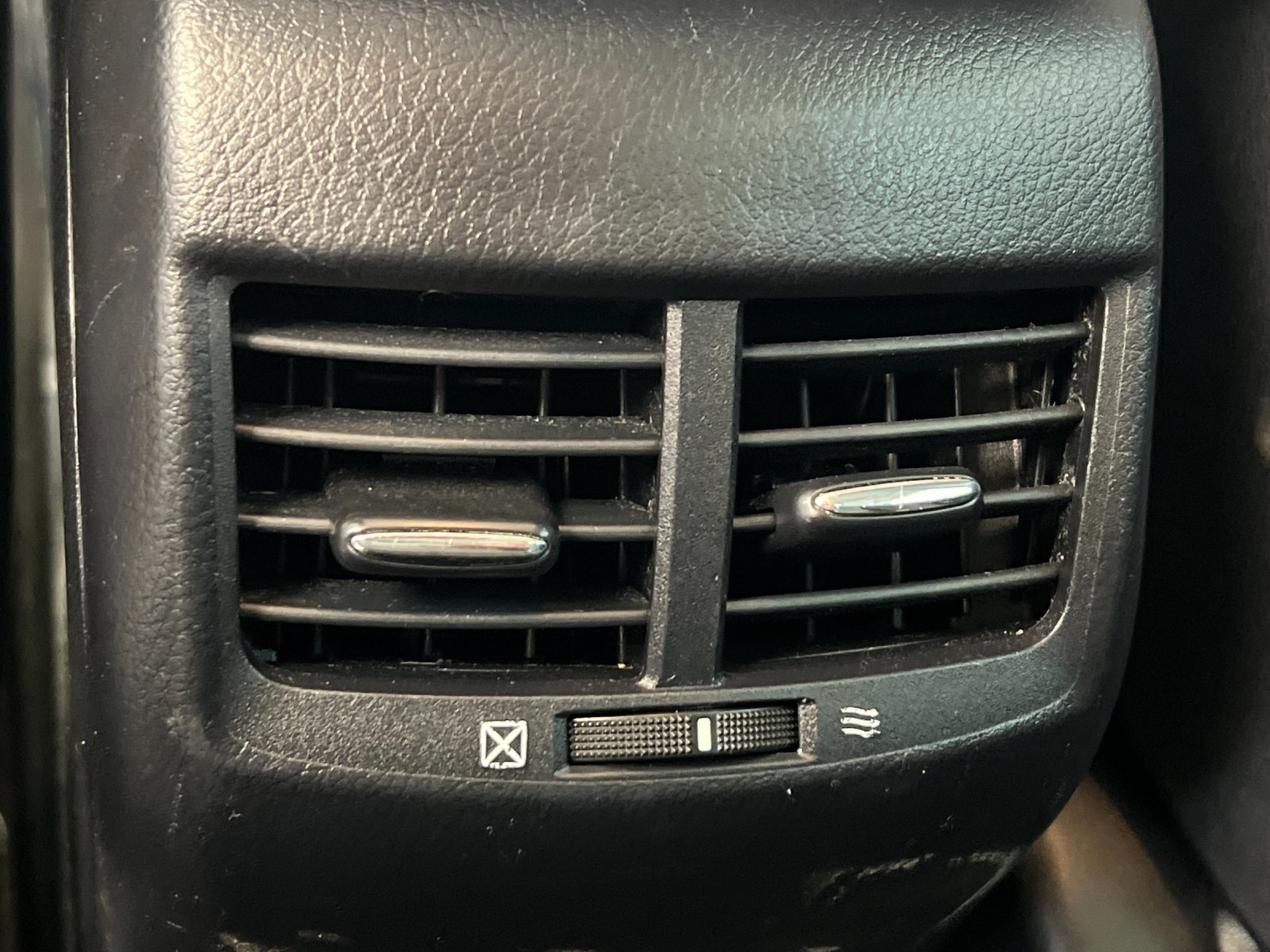 Used 2010 Lexus HS 250h FWD image 34
