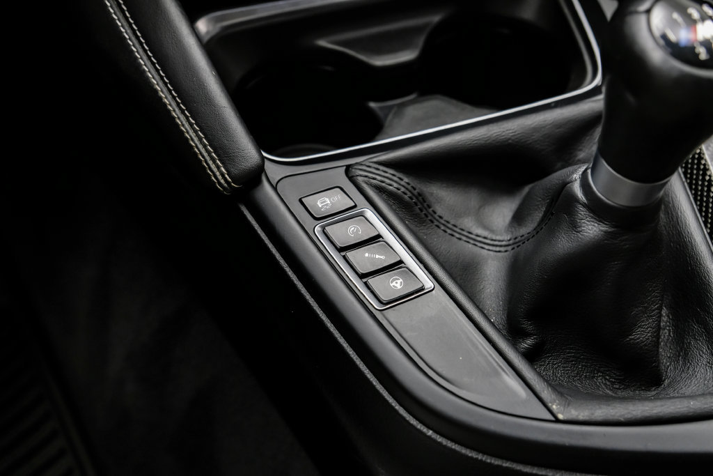 Used 2018 BMW M3 RWD image 30