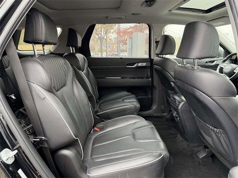Used 2023 Hyundai Palisade Limited image 23